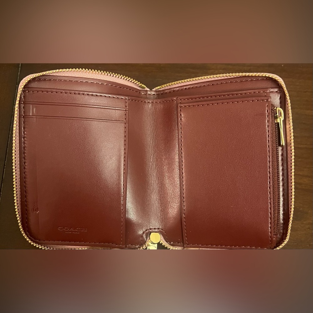 Coach Small Wallet - Picture 3 of 3